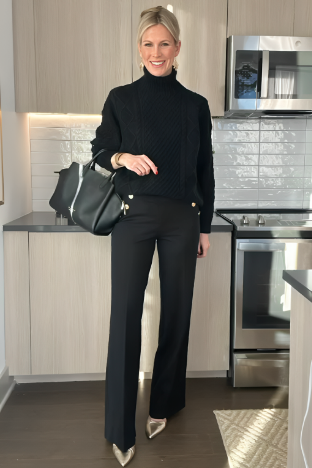SILIA | Pantalon Taille Haute à Boutons Dorés